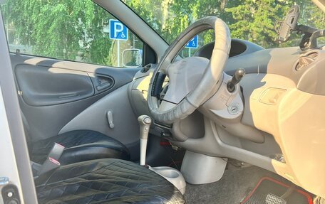 Toyota Platz, 2000 год, 360 000 рублей, 7 фотография