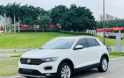 Volkswagen T-Roc I, 2022 год, 1 490 000 рублей, 1 фотография