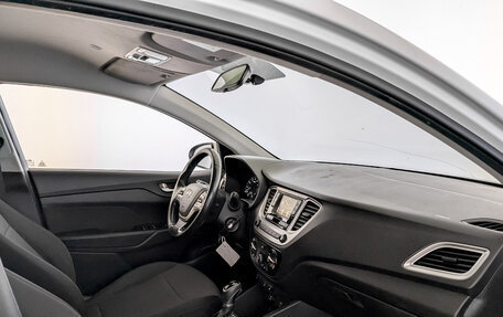 Hyundai Solaris II рестайлинг, 2019 год, 1 300 000 рублей, 11 фотография