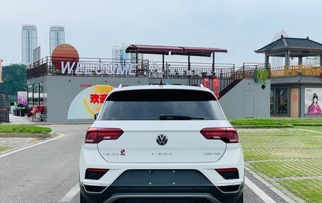 Volkswagen T-Roc I, 2022 год, 1 490 000 рублей, 4 фотография