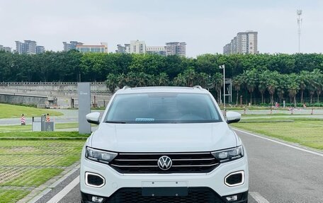 Volkswagen T-Roc I, 2022 год, 1 490 000 рублей, 8 фотография