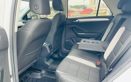 Volkswagen T-Roc I, 2022 год, 1 490 000 рублей, 21 фотография