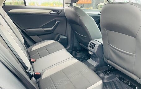 Volkswagen T-Roc I, 2022 год, 1 490 000 рублей, 22 фотография
