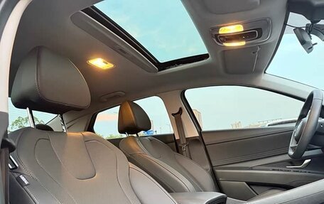 Hyundai Elantra, 2022 год, 1 524 000 рублей, 17 фотография