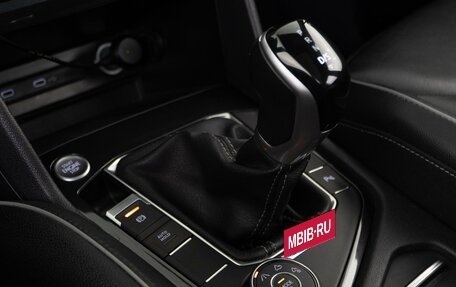 Volkswagen Tiguan II, 2021 год, 3 150 000 рублей, 18 фотография