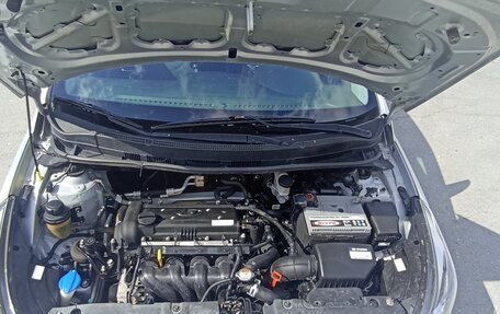 Hyundai Solaris II рестайлинг, 2016 год, 900 000 рублей, 16 фотография