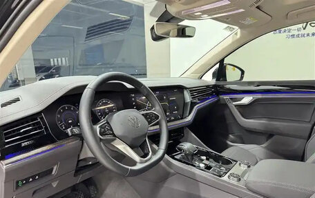 Volkswagen Touareg III, 2020 год, 4 220 000 рублей, 10 фотография