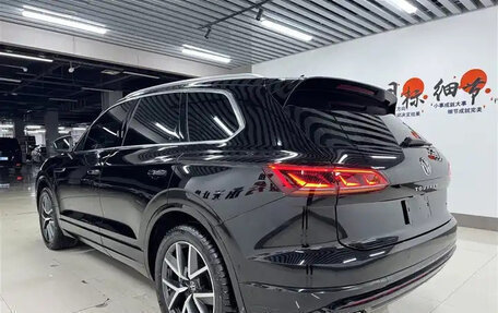 Volkswagen Touareg III, 2020 год, 4 220 000 рублей, 4 фотография