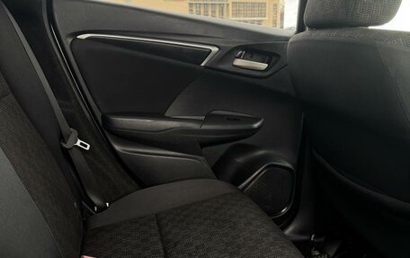 Honda Fit III, 2015 год, 1 000 000 рублей, 16 фотография