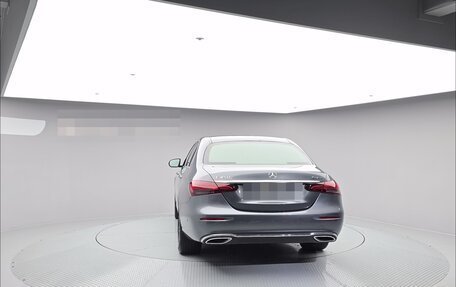 Mercedes-Benz E-Класс, 2021 год, 5 043 000 рублей, 4 фотография