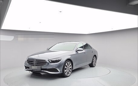 Mercedes-Benz E-Класс, 2021 год, 5 043 000 рублей, 2 фотография