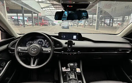 Mazda 3, 2022 год, 10 фотография