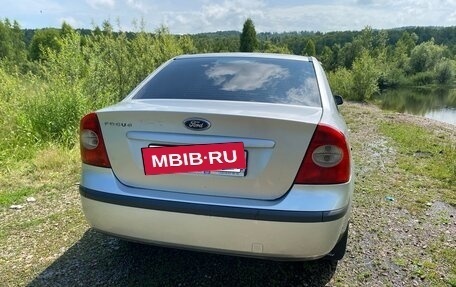 Ford Focus II рестайлинг, 2005 год, 505 000 рублей, 3 фотография