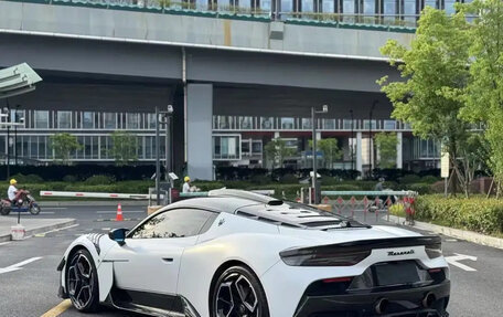 Maserati MC20, 2022 год, 17 000 000 рублей, 7 фотография