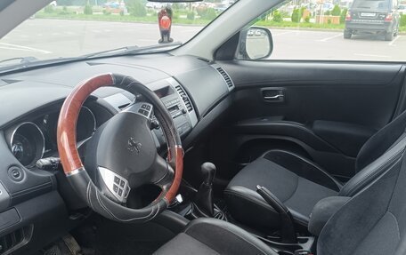 Peugeot 4007, 2011 год, 3 фотография