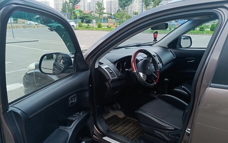 Peugeot 4007, 2011 год, 10 фотография