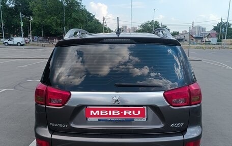 Peugeot 4007, 2011 год, 15 фотография