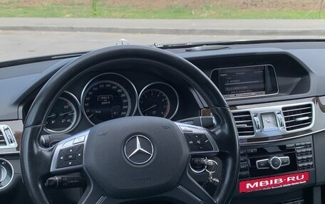 Mercedes-Benz E-Класс, 2013 год, 1 750 000 рублей, 5 фотография
