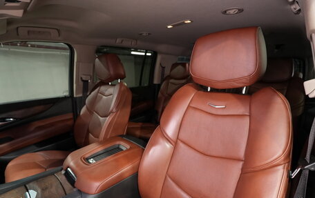 Cadillac Escalade IV, 2019 год, 4 600 000 рублей, 14 фотография