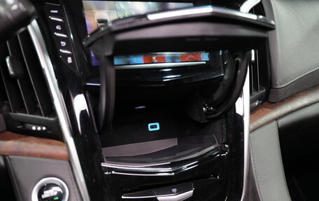 Cadillac Escalade IV, 2019 год, 4 600 000 рублей, 25 фотография