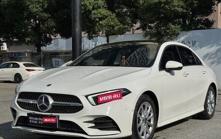 Mercedes-Benz A-Класс, 2021 год, 1 620 000 рублей, 1 фотография