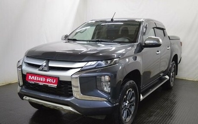 Mitsubishi L200 IV рестайлинг, 2019 год, 2 825 000 рублей, 1 фотография