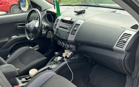 Mitsubishi Outlander III рестайлинг 3, 2010 год, 1 200 000 рублей, 6 фотография
