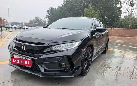 Honda Civic, 2021 год, 1 350 000 рублей, 3 фотография
