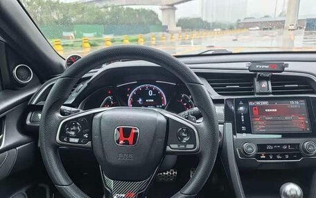 Honda Civic, 2021 год, 1 350 000 рублей, 10 фотография