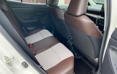 Toyota Yaris Cross, 2022 год, 1 400 000 рублей, 8 фотография