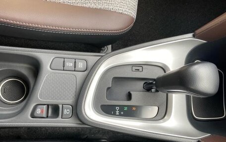 Toyota Yaris Cross, 2022 год, 1 400 000 рублей, 10 фотография