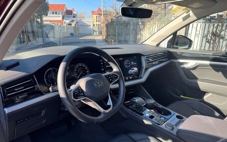 Volkswagen Touareg III, 2021 год, 3 900 000 рублей, 10 фотография