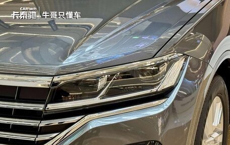 Volkswagen Touareg III, 2022 год, 4 050 000 рублей, 8 фотография