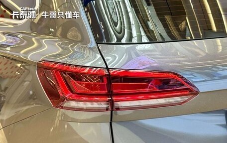 Volkswagen Touareg III, 2022 год, 4 050 000 рублей, 11 фотография