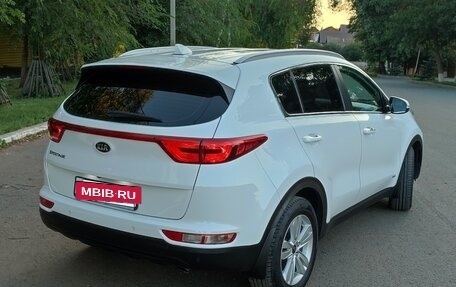 KIA Sportage IV рестайлинг, 2017 год, 2 380 000 рублей, 13 фотография