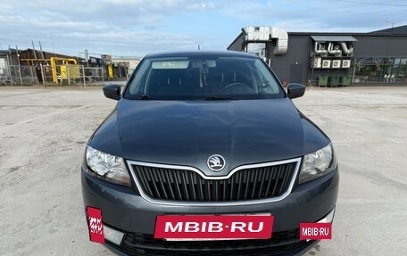 Skoda Rapid I, 2014 год, 900 000 рублей, 9 фотография