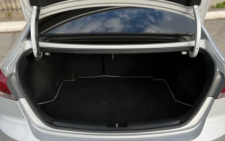Hyundai Elantra VI рестайлинг, 2017 год, 1 250 000 рублей, 7 фотография