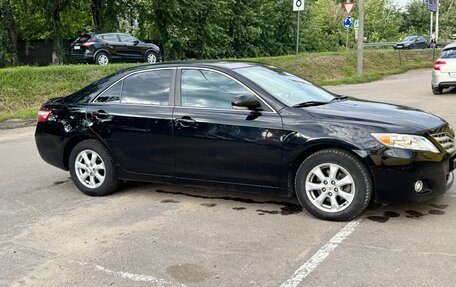 Toyota Camry, 2009 год, 1 080 000 рублей, 2 фотография