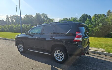 Toyota Land Cruiser Prado 150 рестайлинг 2, 2014 год, 2 950 000 рублей, 9 фотография