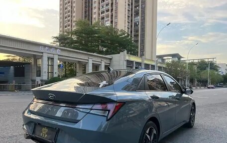 Hyundai Elantra, 2022 год, 1 350 000 рублей, 6 фотография