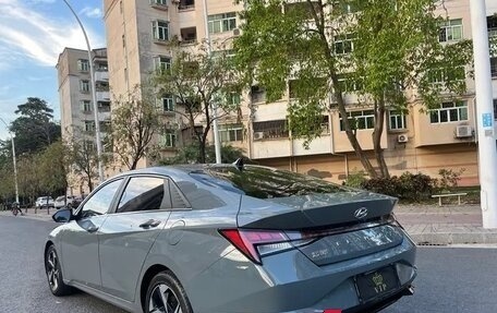 Hyundai Elantra, 2022 год, 1 350 000 рублей, 4 фотография