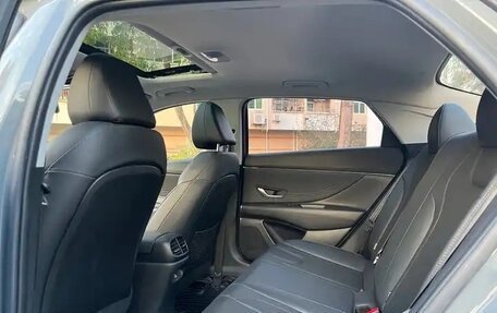 Hyundai Elantra, 2022 год, 1 350 000 рублей, 9 фотография