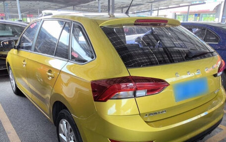 Skoda Rapid II, 2022 год, 1 200 000 рублей, 3 фотография