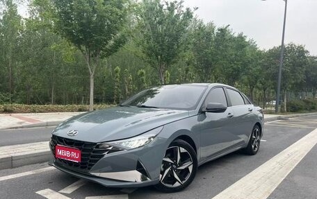 Hyundai Elantra, 2022 год, 1 250 000 рублей, 1 фотография