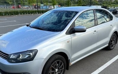 Volkswagen Polo VI (EU Market), 2013 год, 750 000 рублей, 1 фотография