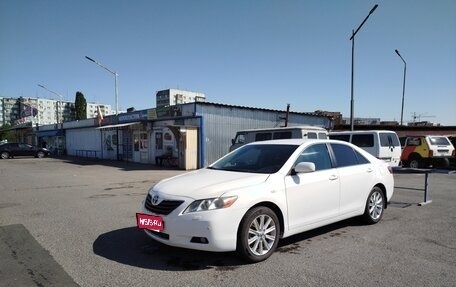 Toyota Camry, 2006 год, 900 000 рублей, 1 фотография