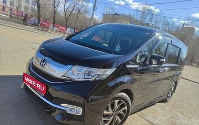 Honda Stepwgn IV, 2017 год, 1 810 000 рублей, 1 фотография