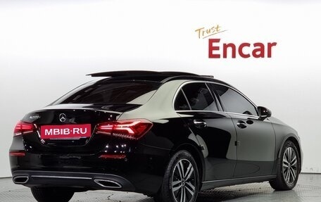 Mercedes-Benz A-Класс, 2021 год, 2 870 000 рублей, 2 фотография