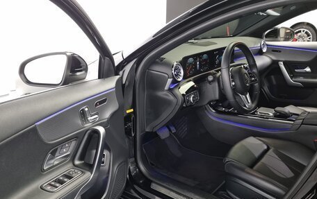 Mercedes-Benz A-Класс, 2021 год, 2 870 000 рублей, 12 фотография