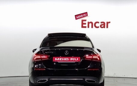 Mercedes-Benz A-Класс, 2021 год, 2 870 000 рублей, 4 фотография